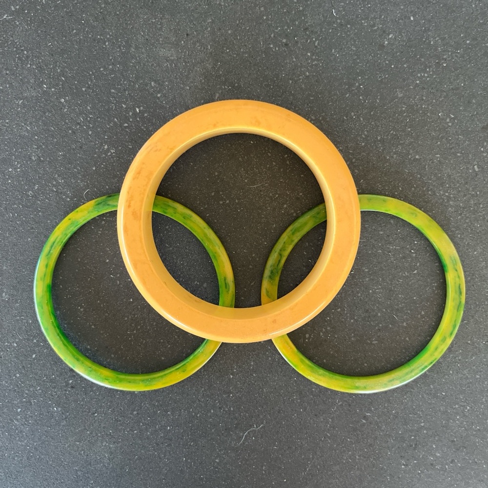 Gorgeous Vintage Bakelite lot of 3 bangles: 1 butterscotch, 2 marbled